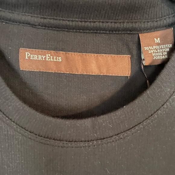 Perry Ellis Ribbed T-shirt - Picture 4 of 6